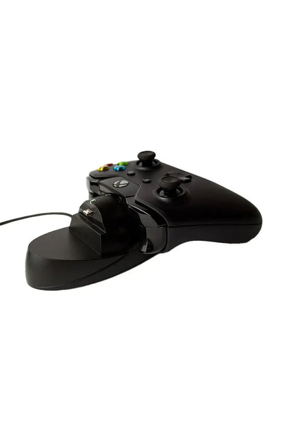 Xbox One Oyun Kolu Şarj Cihazı Ve Stand